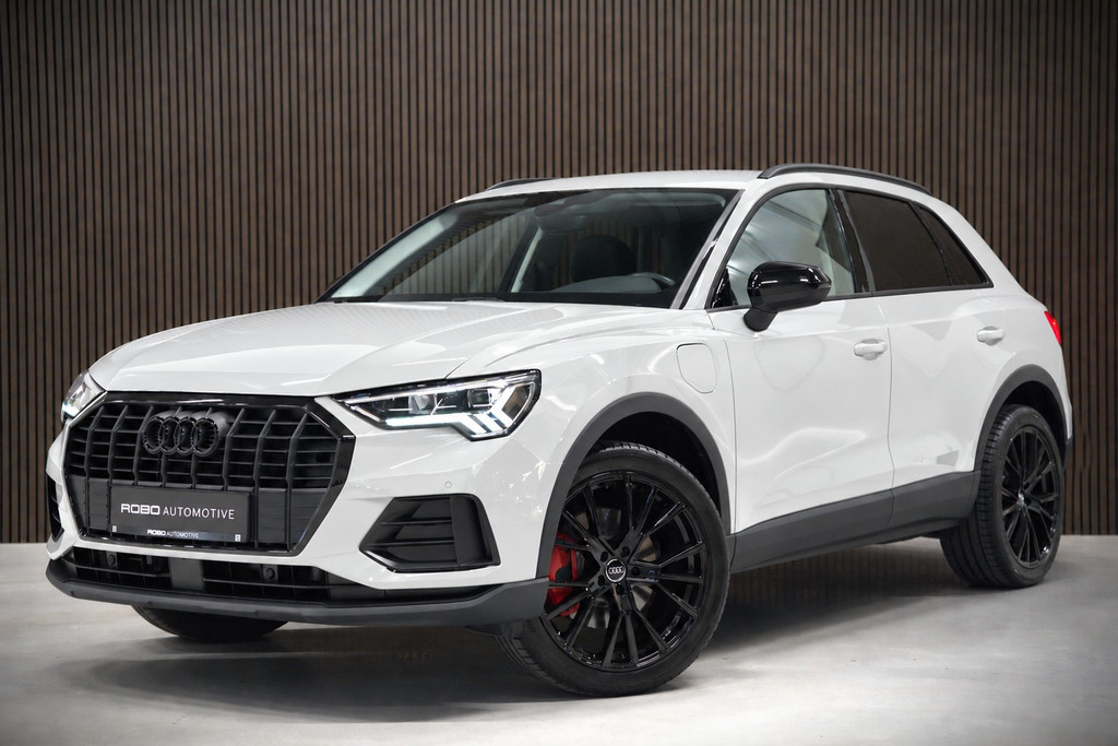 54857068-70.jpg